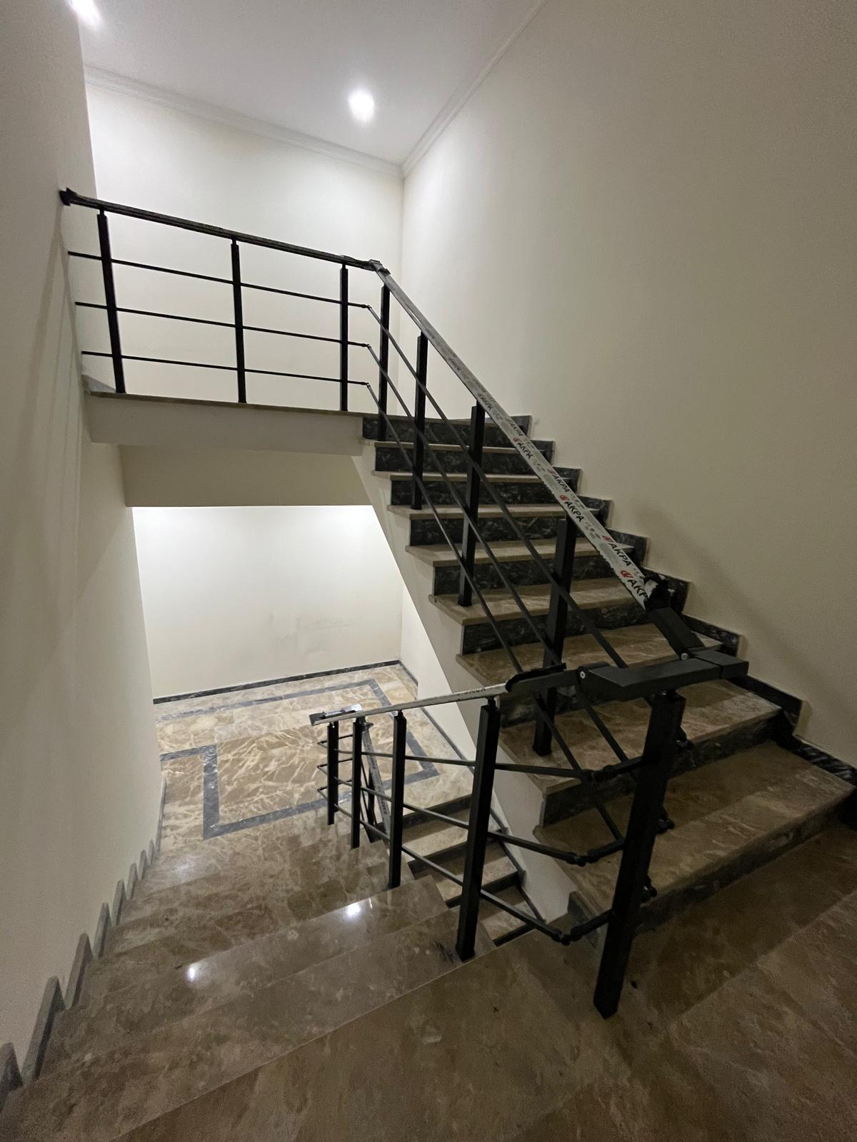 Aliminyum küpeşte merdiven ve fransız 33